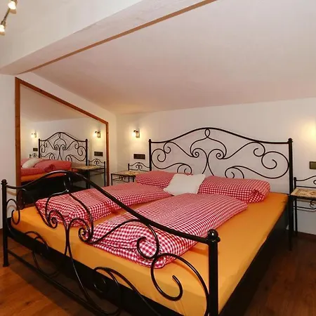 In Hippach Im Zillertal With A View Apartment *