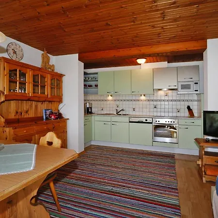 In Hippach Im Zillertal With A View Apartment *